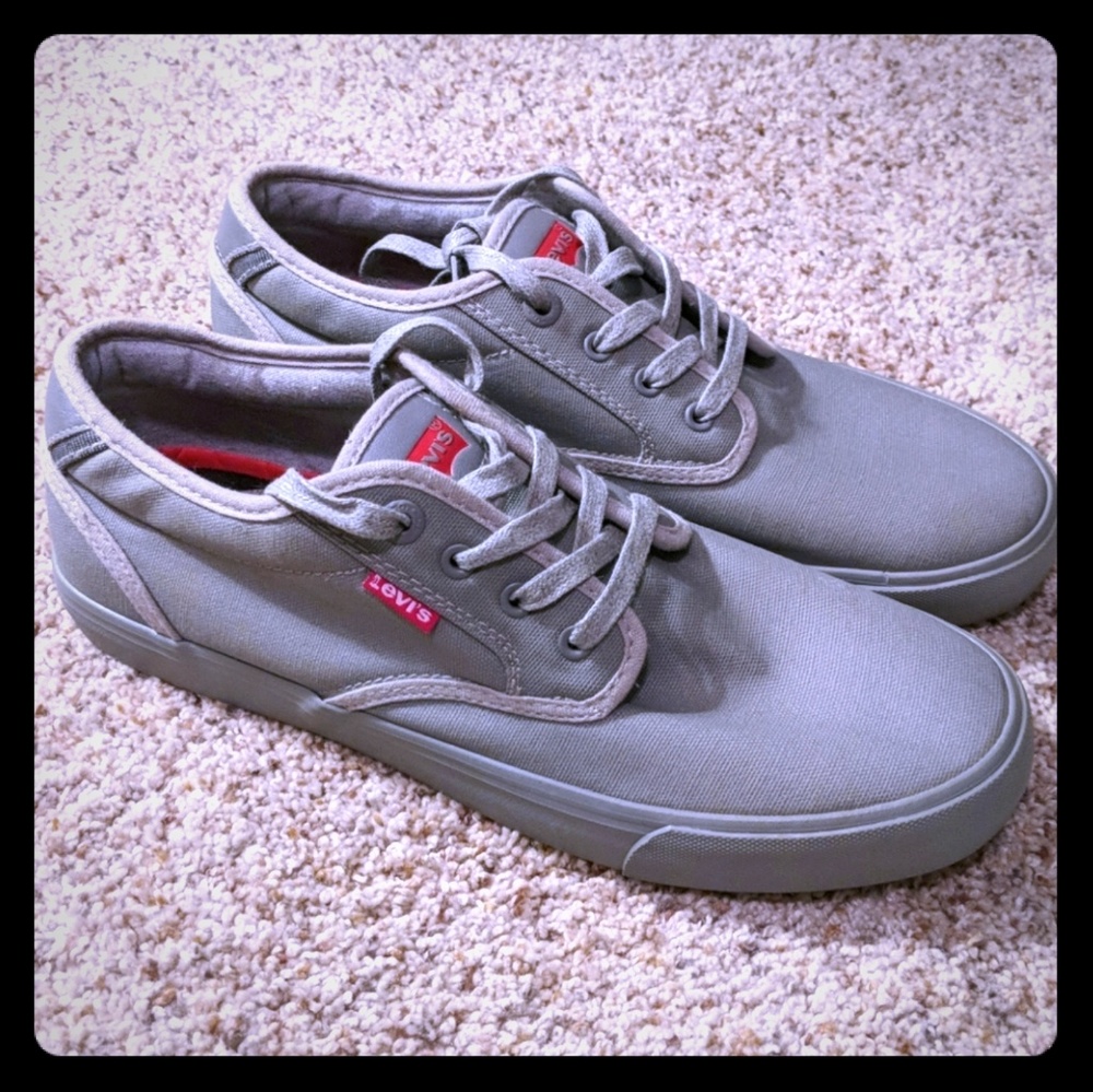 Levi's Comfort Tech Shoes - Picture 1 of 8